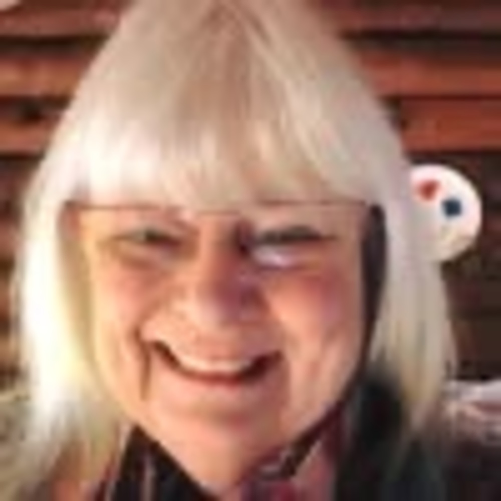 Meet your Posher, Renee